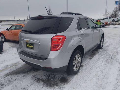 Used 2017 Chevrolet Equinox LT w/ Convenience Package image 7