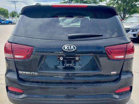 Used 2020 Kia Sorento LX w/ LX I4 Convenience Package AWD/4WD image 4