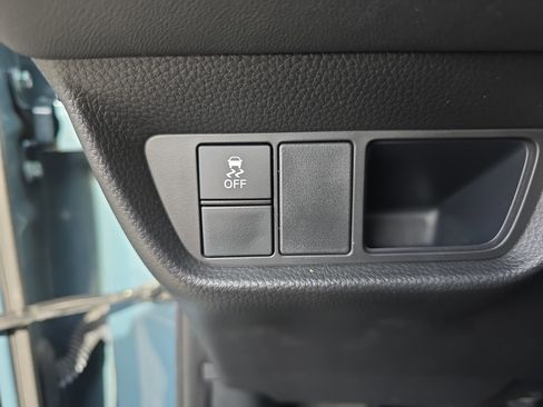 Used 2023 Honda HR-V EX-L image 25