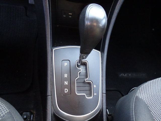 Used 2014 Hyundai Accent GS FWD image 9