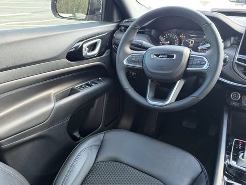 New 2026 Jeep Compass Latitude image 31
