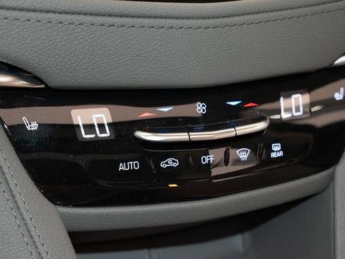 Used 2020 Cadillac XT5 Premium Luxury AWD/4WD image 32