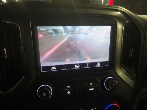 Used 2022 Chevrolet Silverado 2500 LTZ w/ LTZ Plus Package image 7