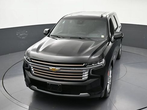 Used 2024 Chevrolet Tahoe High Country AWD/4WD image 23