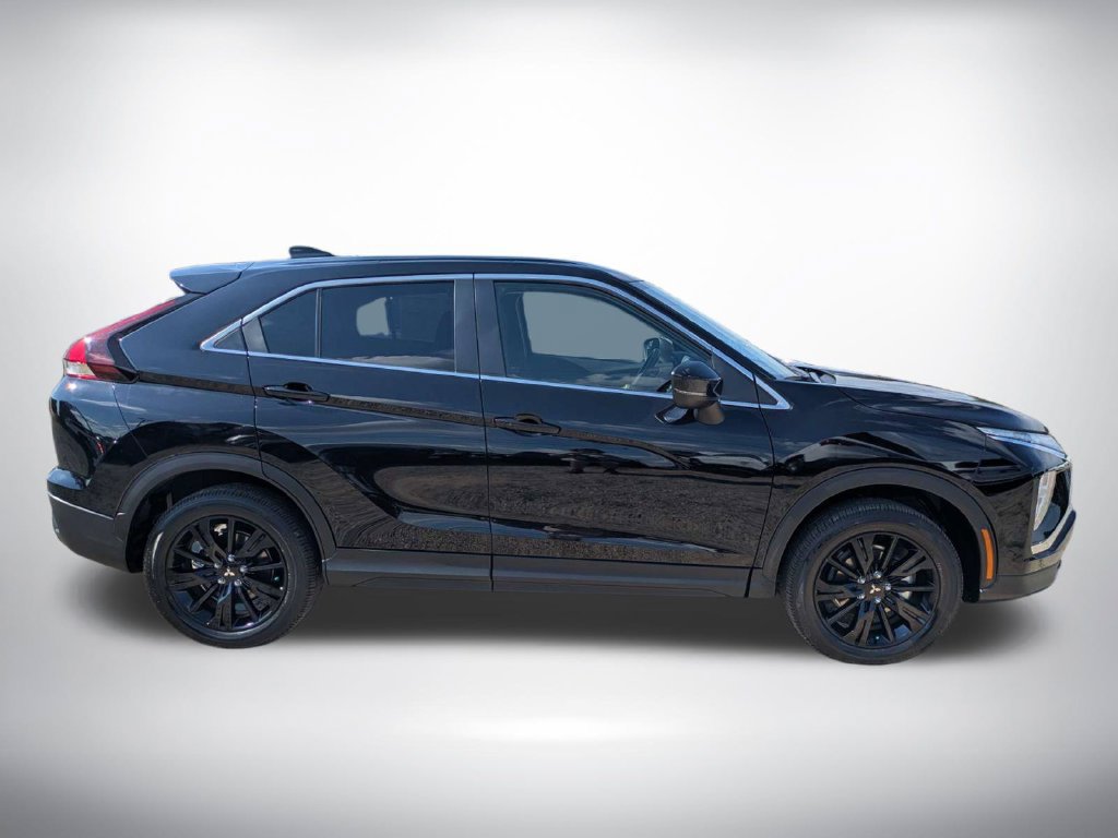 Used 2026 Mitsubishi Eclipse Cross LE AWD/4WD image 2