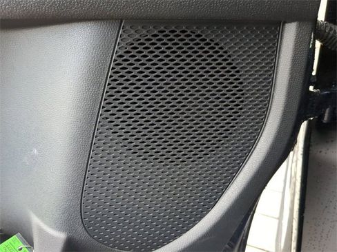 New 2025 Volkswagen ID. Buzz Pro S Plus image 18