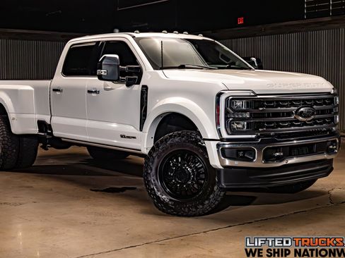 Used 2023 Ford F450 Lariat w/ Lariat Ultimate Package AWD/4WD image 1