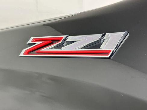 Used 2022 Chevrolet Silverado 1500 RST AWD/4WD image 7