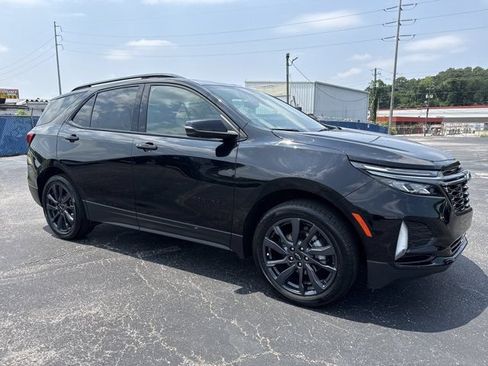 Used 2024 Chevrolet Equinox RS FWD image 3