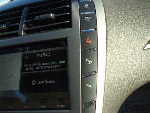 Used 2018 Lincoln MKZ Select w/ Technology Package image 22