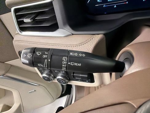 Used 2022 GMC Yukon XL Denali w/ Denali Premium Package AWD/4WD image 20