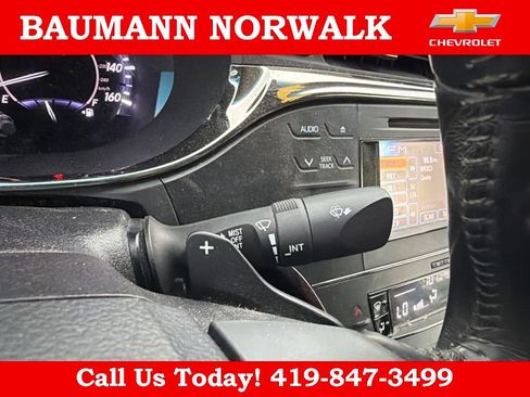 Used 2013 Toyota Avalon XLE Touring FWD image 18