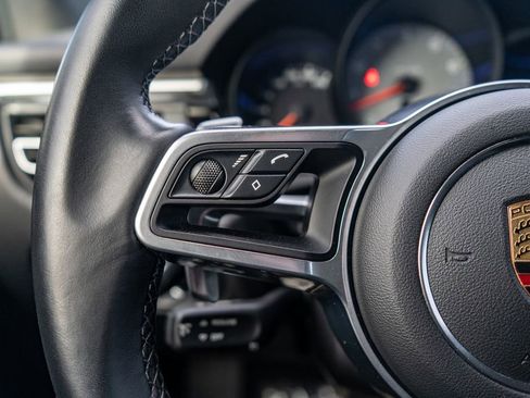 Used 2021 Porsche Macan S image 22