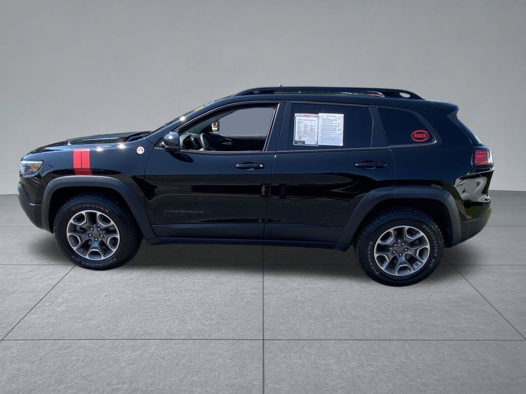 Used 2022 Jeep Cherokee Trailhawk w/ Sun, Sound & Nav Group AWD/4WD image 3
