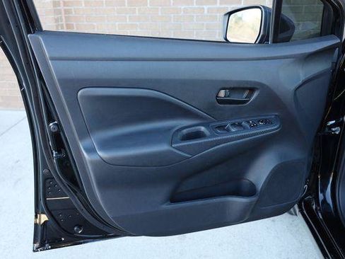 Used 2025 Nissan Versa S w/ Trunk Package FWD image 16
