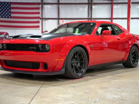 Used 2021 Dodge Challenger SRT Hellcat Redeye image 1
