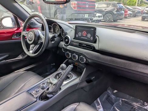 Used 2023 MAZDA MX-5 Miata Grand Touring w/ Weather Package RWD image 11