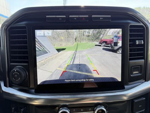 Used 2022 Ford F150 Lariat w/ Equipment Group 502A High image 14