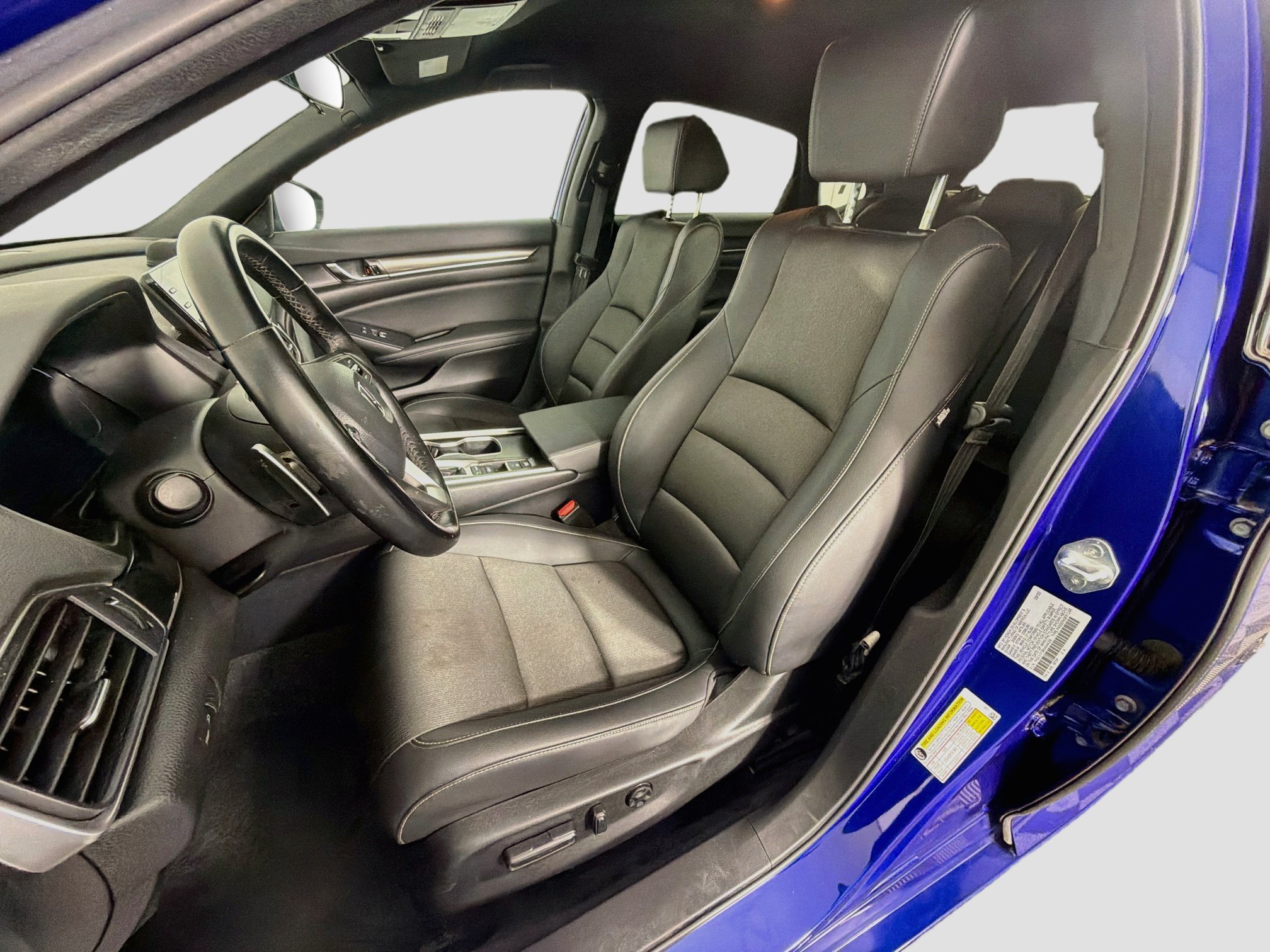 Used 2022 Honda Accord Sport image 13