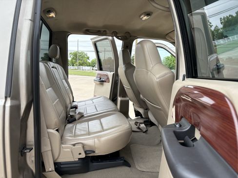 Used 2005 Ford F350 Lariat AWD/4WD image 13