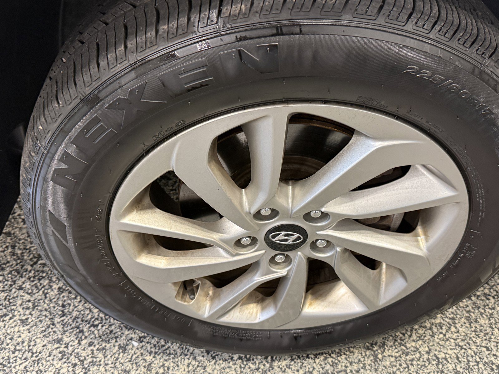 Used 2017 Hyundai Tucson SE w/ SE Popular Package 02 AWD/4WD image 31