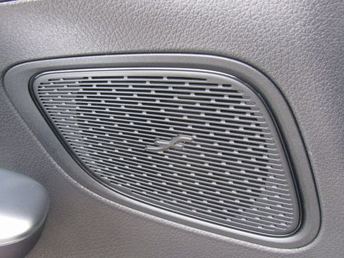 New 2025 Mercedes-Benz GLC 300 4MATIC image 36