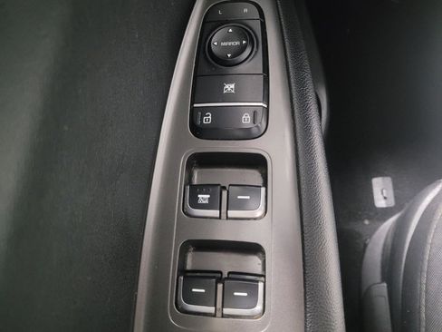 Used 2020 Kia Optima LX image 27