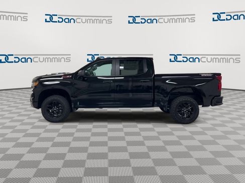 Used 2024 Chevrolet Silverado 1500 Custom Trail Boss AWD/4WD image 5