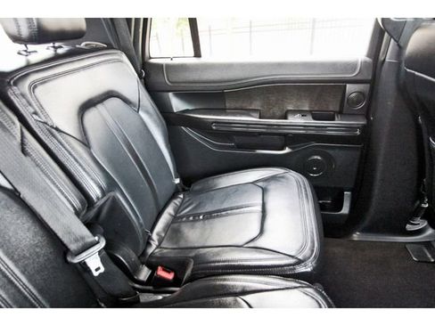 Certified 2020 Ford Expedition Max Limited RWD image 10