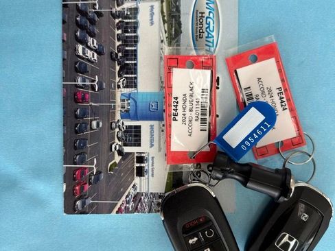 Used 2024 Honda Accord Sport image 4