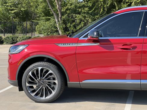 New 2025 Lincoln Aviator Reserve w/ Equipment Group 201A image 5