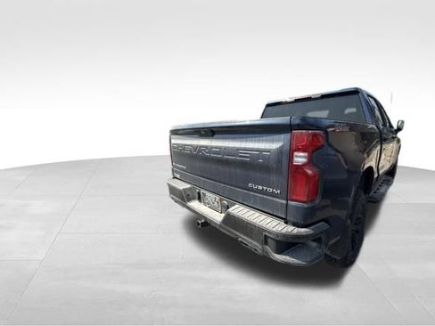 Used 2019 Chevrolet Silverado 1500 Custom Trail Boss w/ Custom Convenience Package AWD/4WD image 13