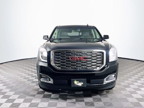 Used 2019 GMC Yukon XL Denali w/ Open Road Package RWD image 3