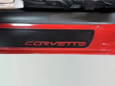 Used 2007 Chevrolet Corvette Convertible w/ Preferred Equipment Group image 16