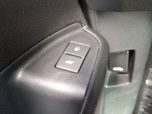 Used 2023 Honda Passport EX-L image 25