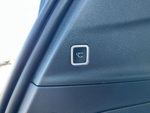 New 2026 Chrysler Pacifica Select image 28