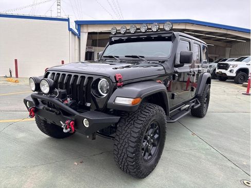 Used 2021 Jeep Wrangler Unlimited Sport image 3