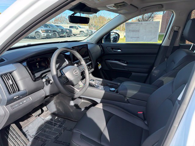 New 2026 Nissan Pathfinder SL AWD/4WD image 19