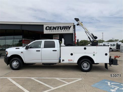 Used 2024 RAM 3500 Tradesman AWD/4WD image 10