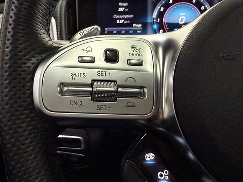 Used 2022 Mercedes-Benz G 63 AMG 4MATIC w/ AMG Performance Package image 27