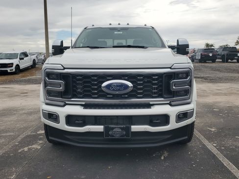 New 2026 Ford F450 Platinum w/ Platinum Plus Package image 3