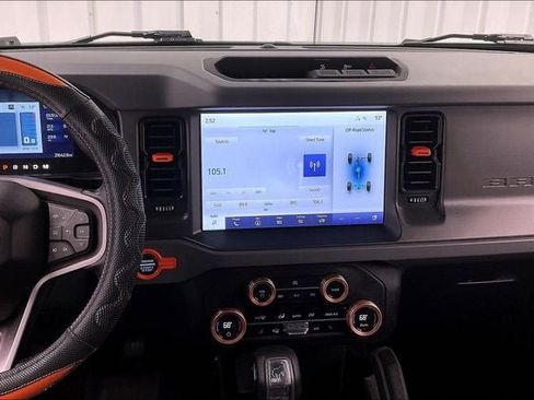 Used 2024 Ford Bronco Big Bend AWD/4WD image 6