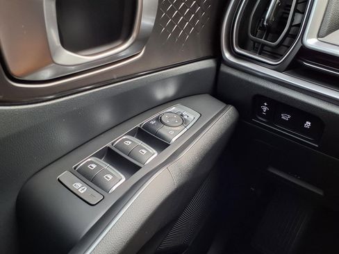 New 2026 Kia Sorento EX FWD image 12