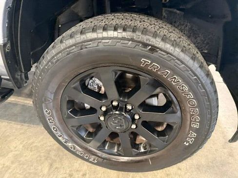 Certified 2024 RAM 2500 Big Horn w/ Night Edition AWD/4WD image 4