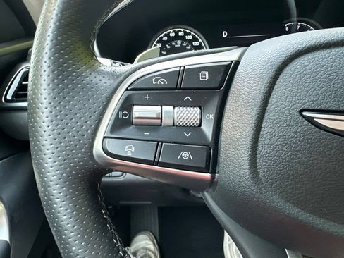 Used 2026 Genesis G70 2.5T RWD image 12