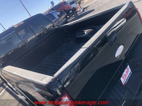 Used 2011 Ford F250 Lariat w/ Lariat Interior Pkg image 22