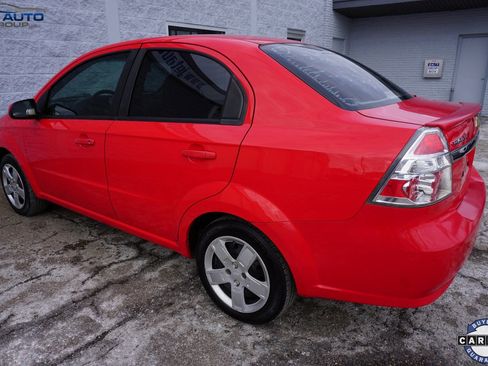 Used 2011 Chevrolet Aveo LT image 8