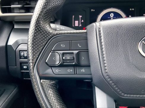 Used 2025 Toyota Tacoma SR RWD image 22