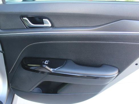 Used 2025 Kia K5 GT-Line image 16