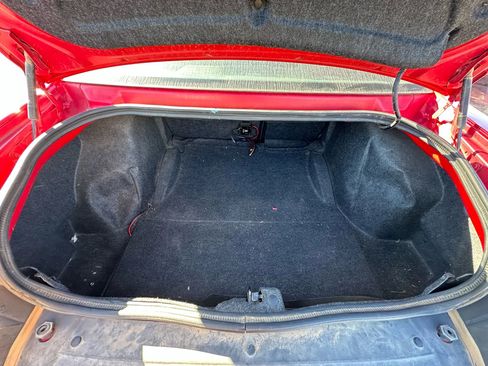 Used 2015 Dodge Challenger SXT Plus image 13